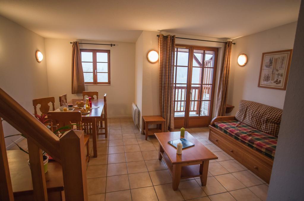 Résidence Néméa Les Chalets d'Estive Cauterets Habitación foto