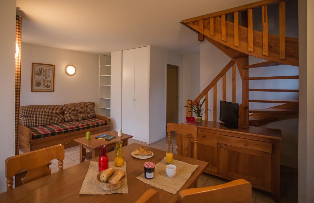 Résidence Néméa Les Chalets d'Estive Cauterets Habitación foto