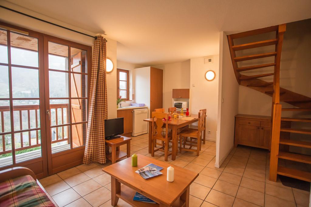 Résidence Néméa Les Chalets d'Estive Cauterets Habitación foto