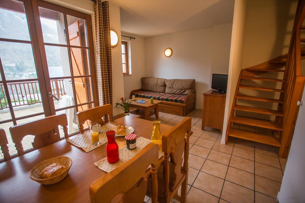 Résidence Néméa Les Chalets d'Estive Cauterets Habitación foto