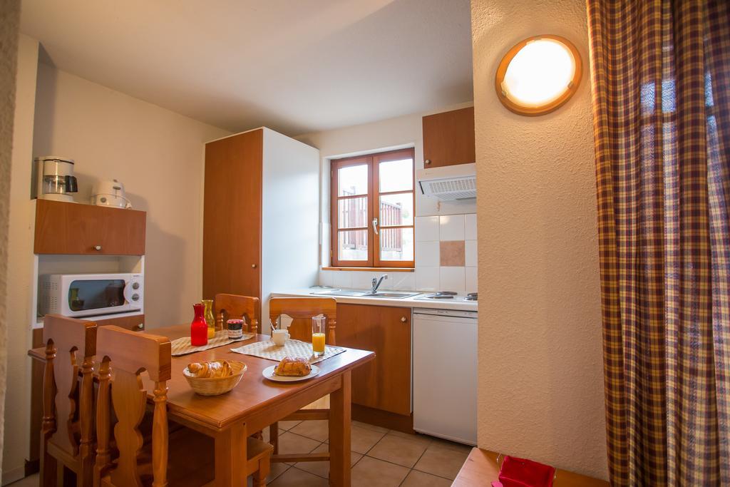 Résidence Néméa Les Chalets d'Estive Cauterets Habitación foto