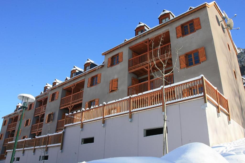 Résidence Néméa Les Chalets d'Estive Cauterets Exterior foto