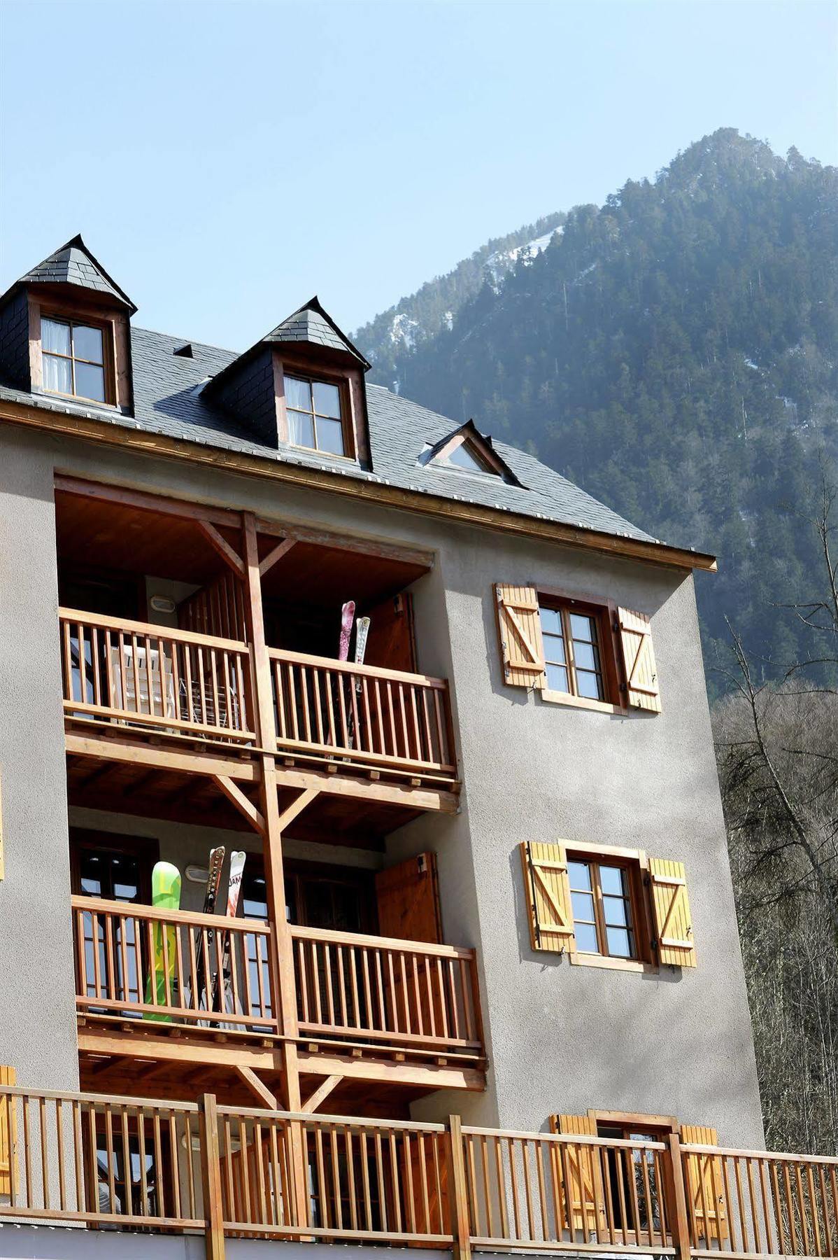 Résidence Néméa Les Chalets d'Estive Cauterets Exterior foto